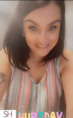 29 year old Caucasian Escort in Kitchener Come and have a good experience