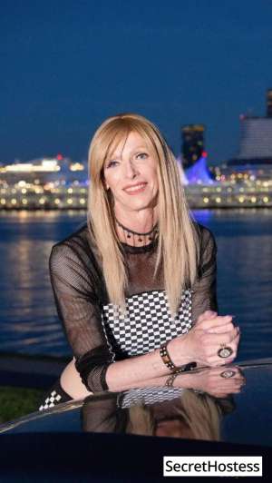 Cindy 40Yrs Old Escort 50KG 183CM Tall Vancouver Image - 3