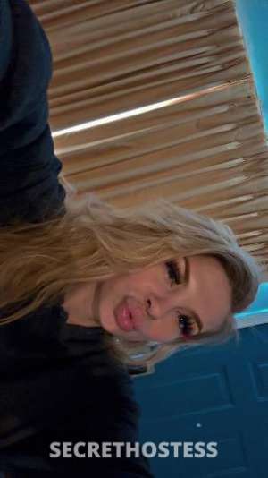 23 year old Escort in Mendocino CA sexy sweet ready to meet