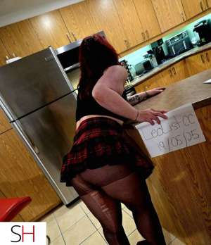 27 year old Caucasian Escort in Laval femme soumise je veux satisfaire tout tes désirs 24h/24h