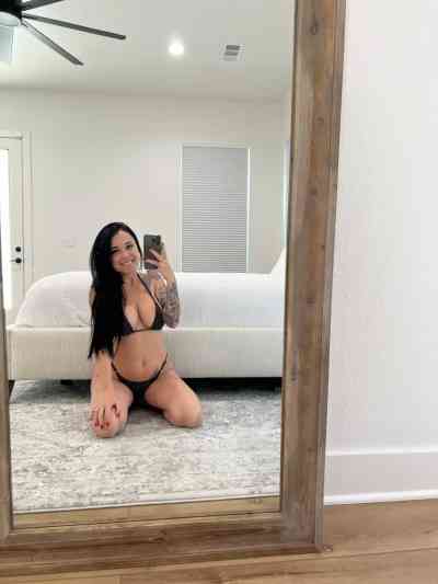 Available for sex hook-up, add my Telegram: @chantelmary01 in Akureyri