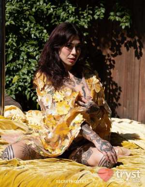 Tenga Rose - petite tatted thai babe in Oakland CA