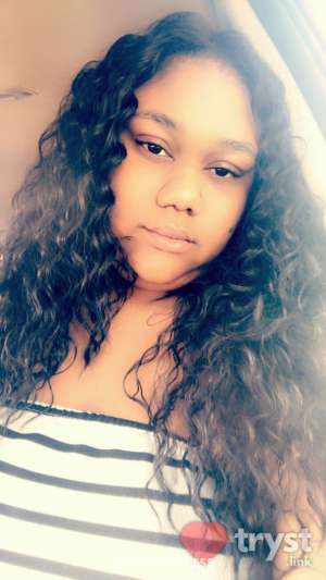 Cheeexxx - Big Sexxy Island Gyal in Brooklyn NY