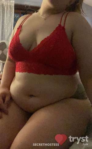 Oxona - Young Cute Chubby Blonde in Milwaukee WI