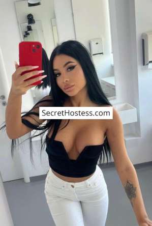 Kelly, Agency in Marbella