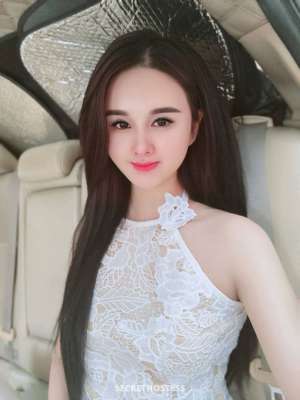 22 year old Escort in Ho Chi Minh City Mini, escort