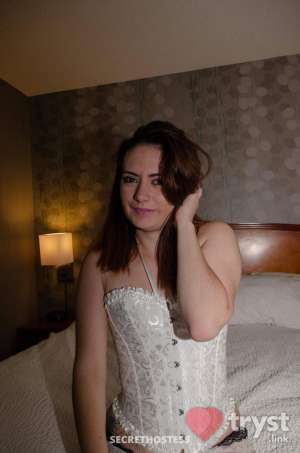 Hallie Nicole - Brunette Bombshell in Baltimore MD