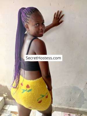 Kaye, Agency in Accra