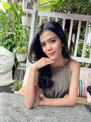 21Yrs Old Escort 165CM Tall Medan Image - 2