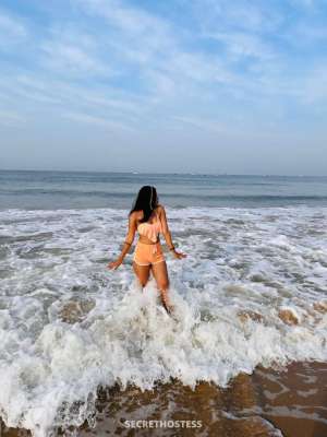 Fidato, escort in Surat