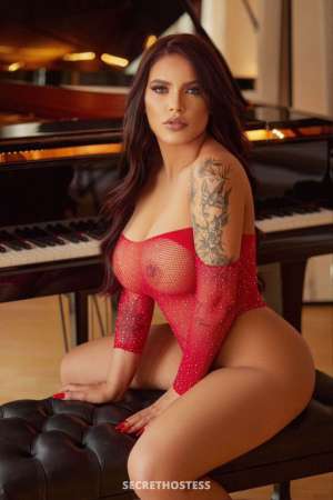Opulent Seductress - Daisy, escort in London