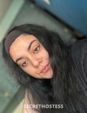 22 year old Escort in Tampa FL candy kisses