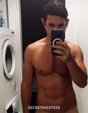 39 year old Australian Escort in Canberra M2M Tanned Aussie, Canberra