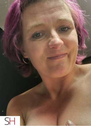 Perfect tits sexy body in Spruce Grove