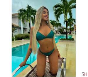 22 year old Latino Escort in Manchester Julia . No Rush .. 1st in Manchester ., Independent