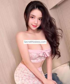 23 year old Taiwanese Escort in Colindale - NW9 London Lili - ..JUICY BABY .GIRL