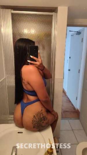 22 year old Colombian Escort in Staten Island NY ??? Specials Petite Sexy Latina Mami Outcalls Only