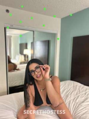 28 year old Latino Escort in Fayetteville AR ?? INCALL &amp; OUTCALL ??SEXY HOT LATIN GIRL????Outcall