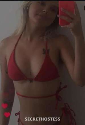 Petite , discrete hot lil Aussie Milf, Cairns in Cairns