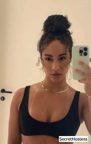 25 year old European Escort in Lyon Escort model Disponible maintenant, Lyon