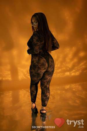 Salomé - thick, discrete and upscale in Baltimore MD