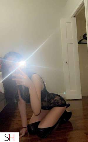 23 year old Caucasian Escort in Laval Nouvelle en ville bb , deplacement Montréal