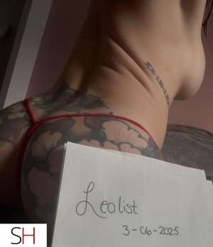 30 year old Caucasian Escort in Laval M’essayer c’est m’adopter