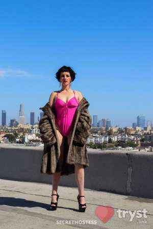 Jane Blum - professional fun time in Los Angeles CA