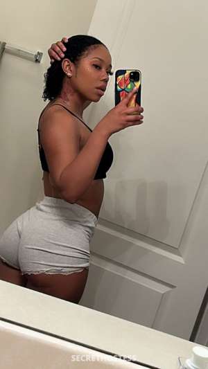 25 year old Escort in Denton TX Hi, I’m Samantha black goddess hooker, available for 