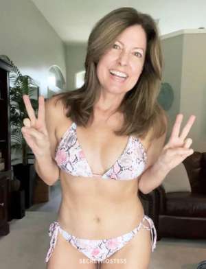 Smiling’s my habit. Making you smile? My specialty in Sarnia