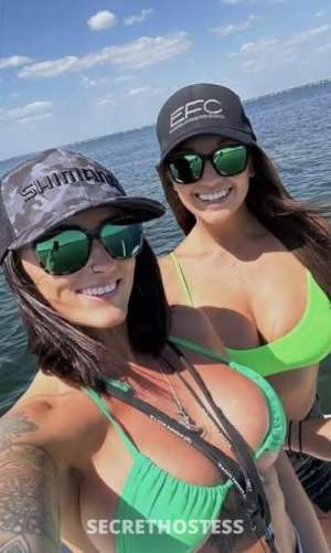 (Sexy tourist)European brunette, Cairns in Cairns