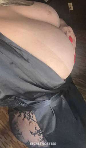 2Mature woman together specials 160 in Tinton Falls in Jersey Shore PA