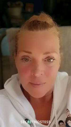 43 year old Escort in Eastern Connecticut CT TallGingerGoddess143 Cashmere