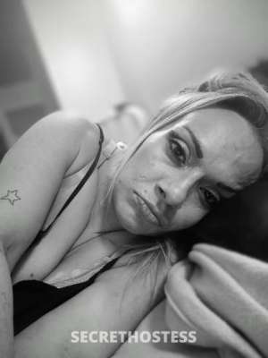 42 year old American Escort in San Antonio TX Fun size playmate