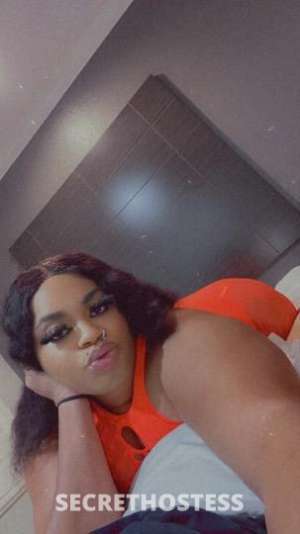 28 year old Escort in Fresno CA ??new here ?? stop searching baby you found the best 