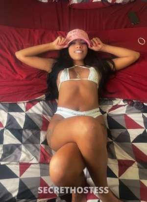 21 year old Latino Escort in Chicago IL chica nueva en la cuidad