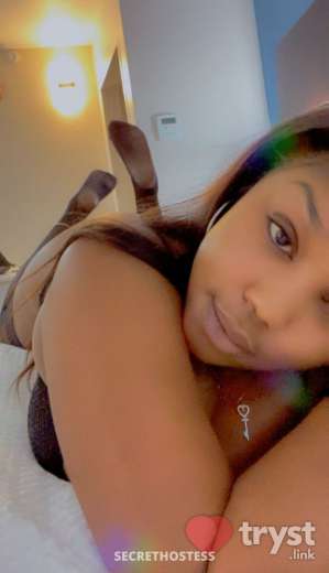 Jayde the babe - burlington throat factory in Atlanta GA