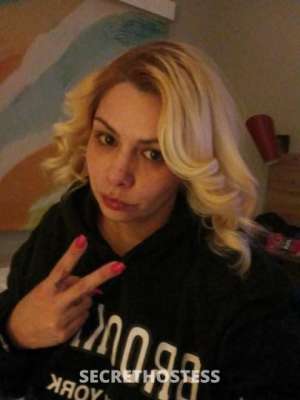 Blonde Beauty in Reading PA