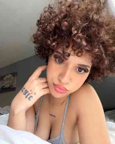 23 year old Escort in Brownsville FL Available for fun