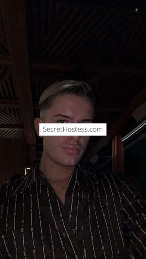 22 year old English Escort in Sydney Fun Brit boy