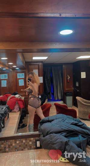 Kylie - Tall hot curvy babe in Worcester MA