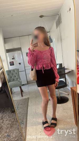 Clare Lynn - Palm Springs cutie in Palm Springs CA