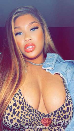 Amora - Sensational playmate in Cincinnati OH