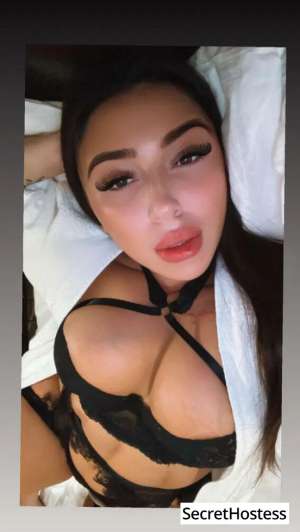 Escort model Yasmine Reign, Long Island 27 year old Escort in Long Island NY