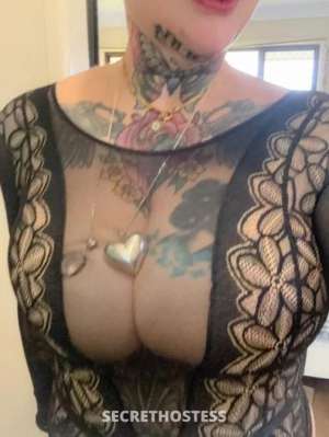 Sensual Busty Luscious Curvy Sexy Aussie, Gold Coast in Gold Coast