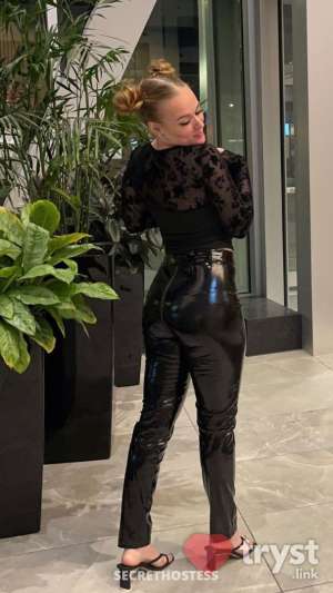 20 year old Escort in Kelowna Kali - Rare Quality &amp; Highly Skilled