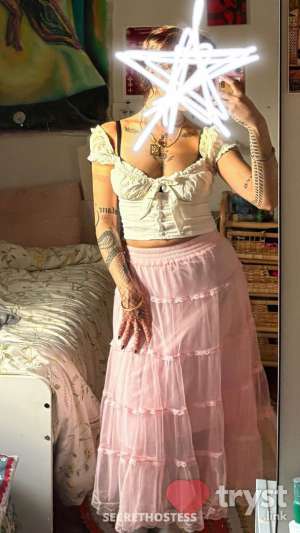20 year old Asian Escort in Halifax Maya - Bark Meow Bark
