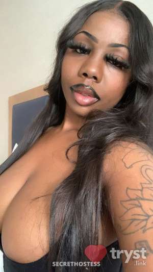 Celine West - Ready to relax in Seattle WA