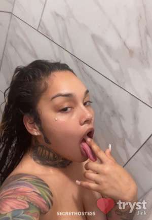 Honey - (Hablo espanol) Hot latina mam in Long Beach CA