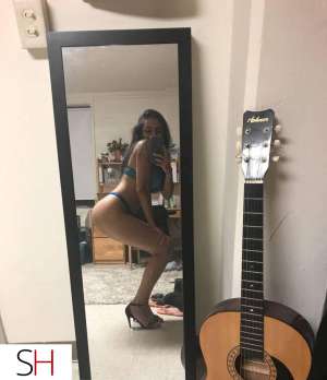 24 year old Escort in Hamilton I am a verify escort girl am available for Incall &amp; 